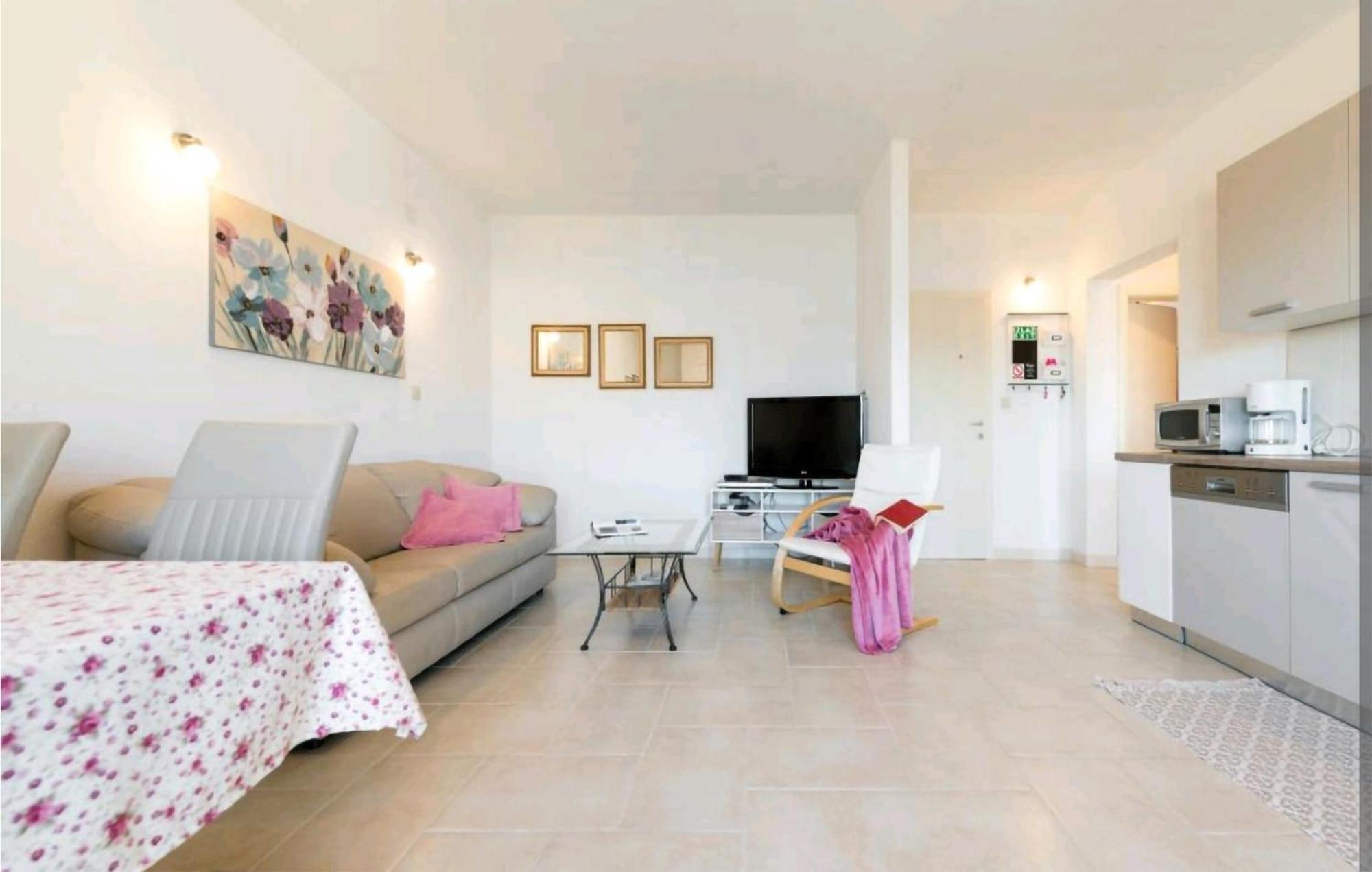 Amazing Apartment In Selca With Wifi Екстериор снимка